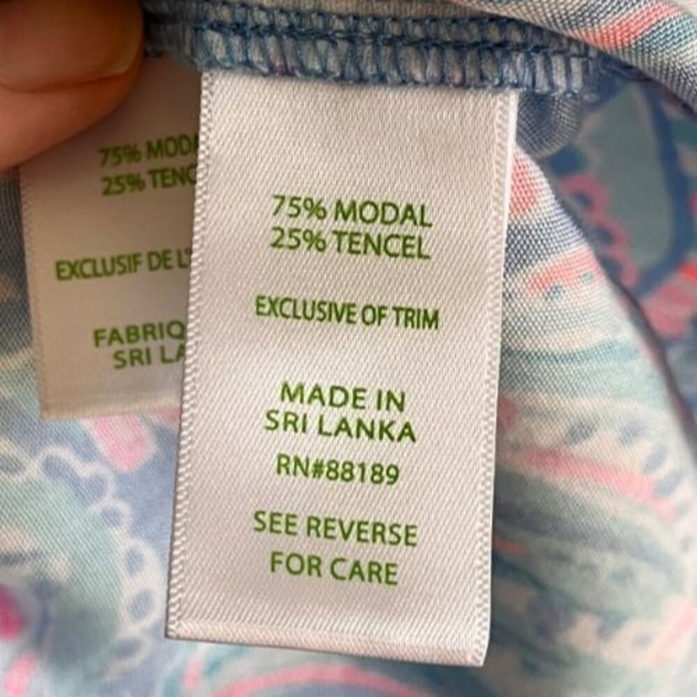 Lilly Pulitzer Kaylene Shorts in Zanzibar Blue Fish Kiss Size XL - Picture 5 of 5